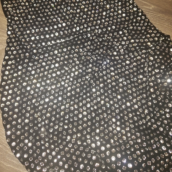 Pretty Little Thing x Naomi CAMPBELL - Picture 5 of 5